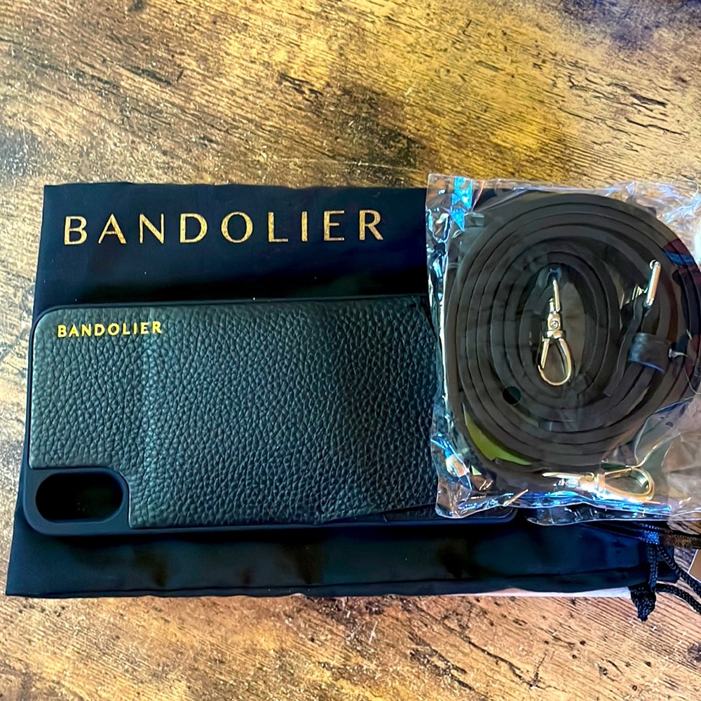 A DEAL! Brand new XS Max BANDOLIER EMMA in Black and gold
